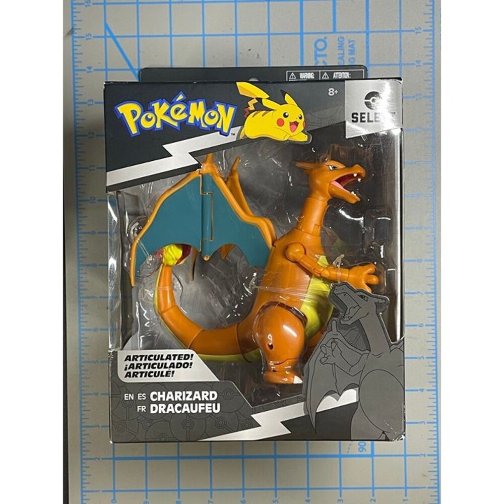 Pokemon Select Charizard Articulated Action Figure Jazwares